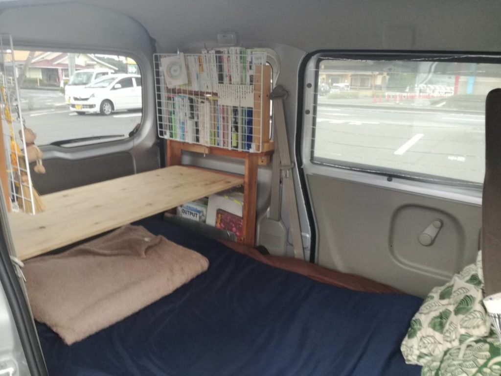 軽バンエブリイでバンライフ 車中泊仕様にdiy 全部見せます かなはしもとのblog